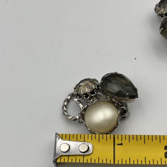 Vintage Schreiner Smoky Rhinestone Faux Pearl Silver Tone Rope Clip Earrings - Picture 4 of 5